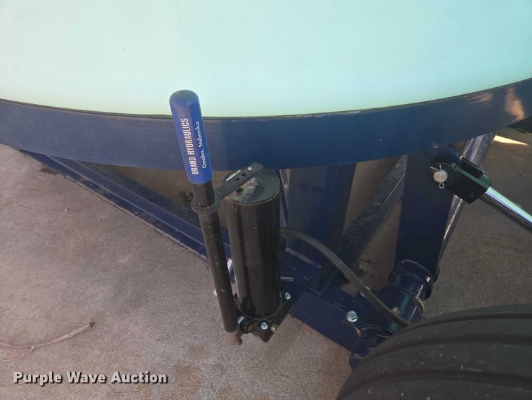 image for item DT4577 AG Spray Equipment tank trailer