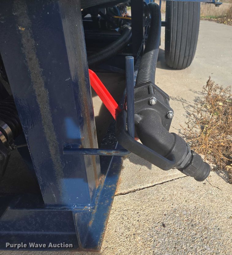 image for item DT4577 AG Spray Equipment tank trailer