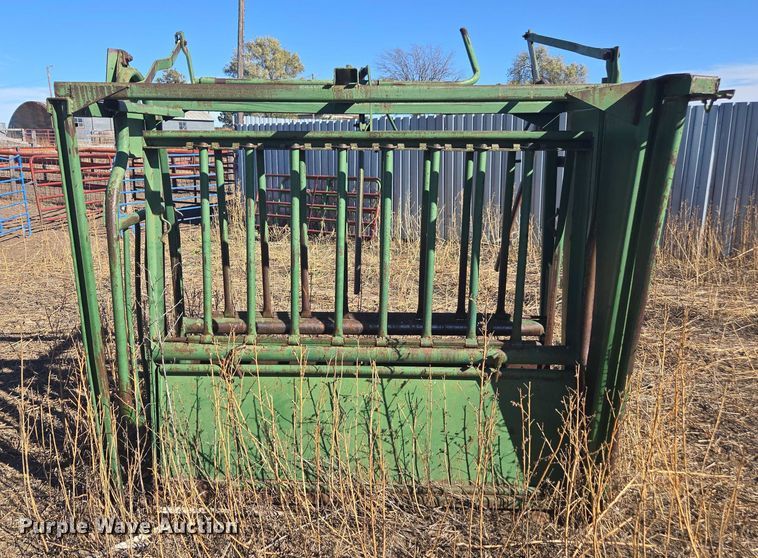 image for item DT4578 Squeeze chute