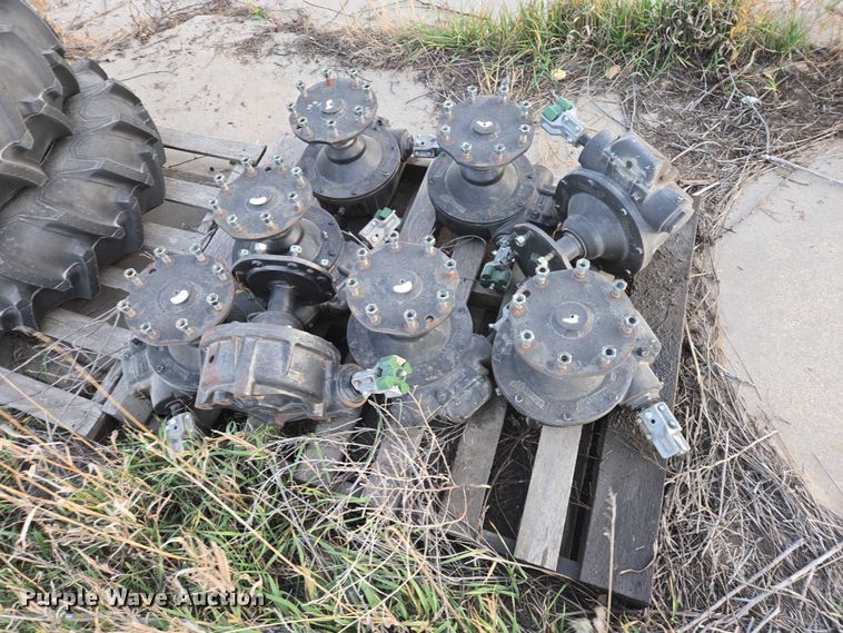 image for item DT4579 Center pivot parts