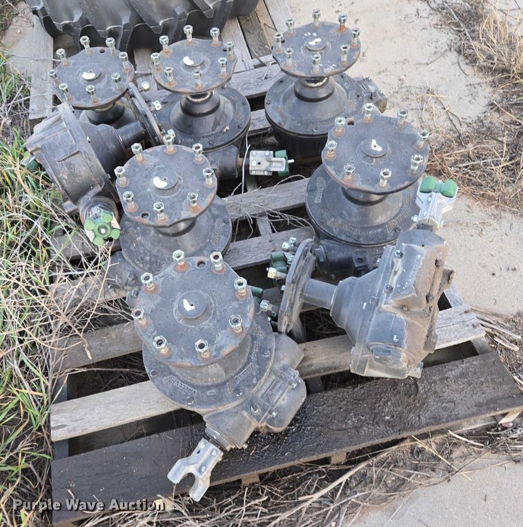 image for item DT4579 Center pivot parts