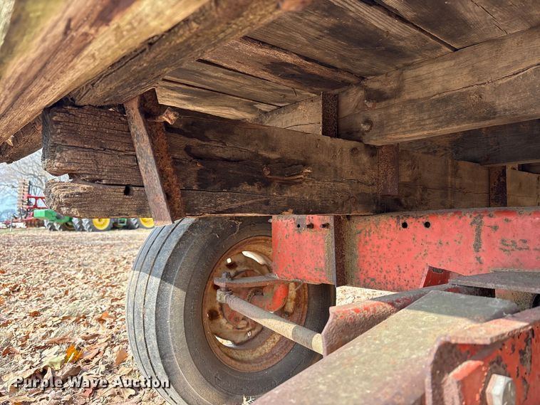 image for item DT4581 hay wagon