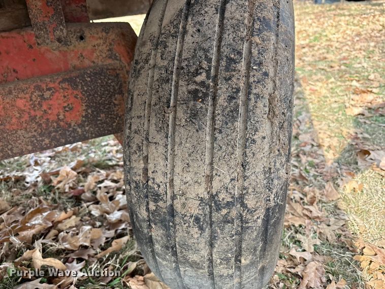 image for item DT4581 hay wagon