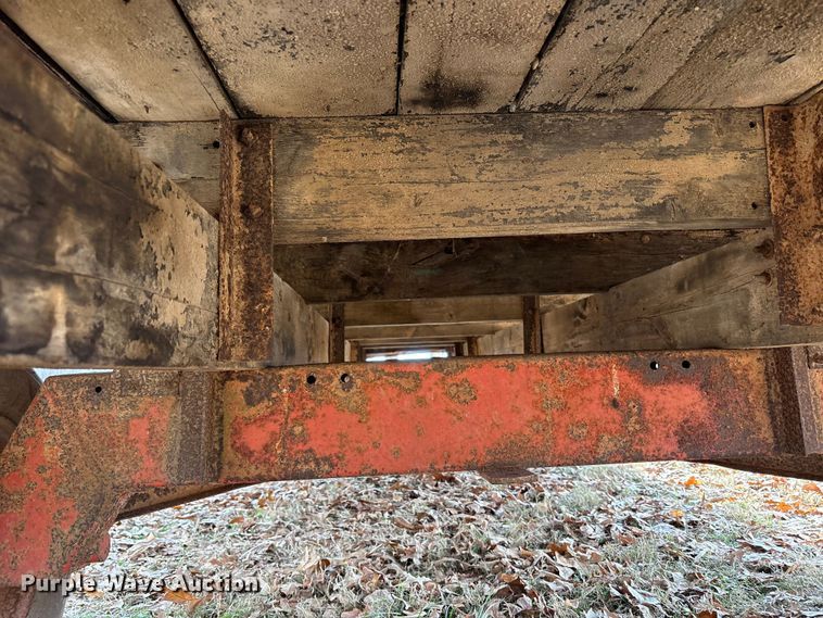 image for item DT4581 hay wagon