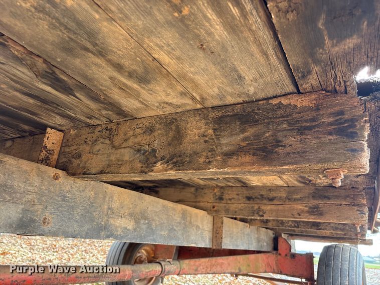 image for item DT4581 hay wagon