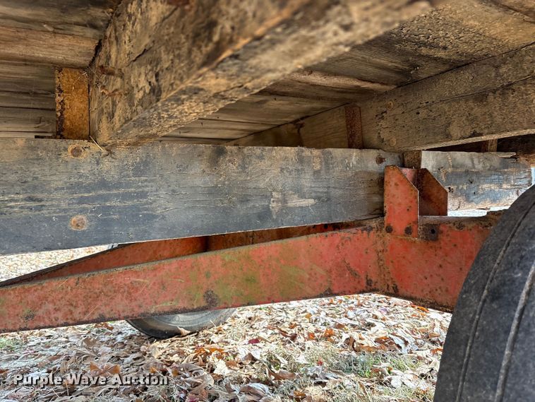 image for item DT4581 hay wagon