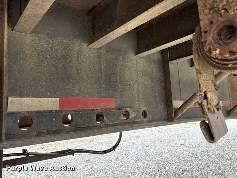 image for item DT4582 1989 Great Dane Trailers GPS-245 side curtain trailer