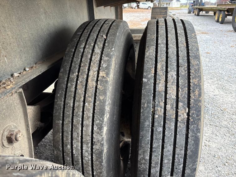 image for item DT4582 1989 Great Dane Trailers GPS-245 side curtain trailer