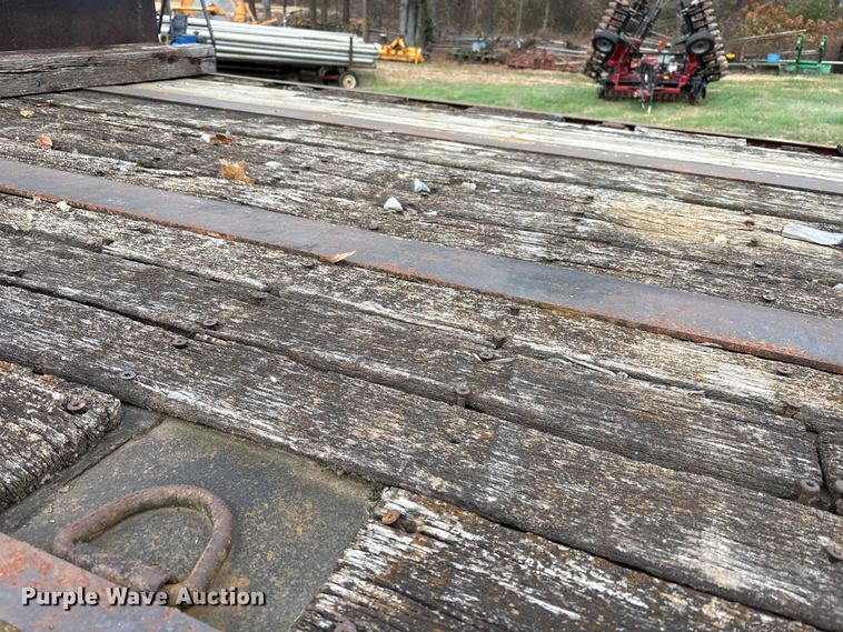 image for item DT4584 1990 Fruehauf PBA-F2S-45N flatbed trailer