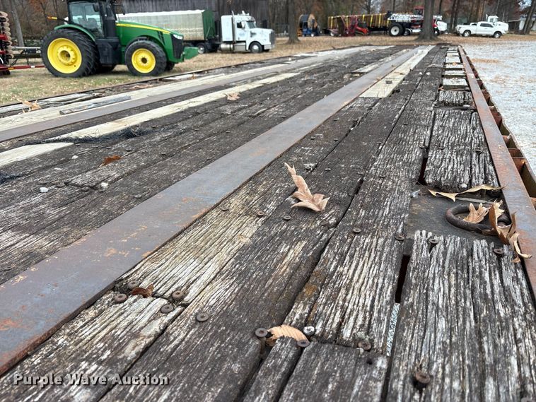 image for item DT4584 1990 Fruehauf PBA-F2S-45N flatbed trailer