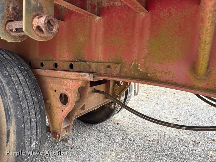 image for item DT4584 1990 Fruehauf PBA-F2S-45N flatbed trailer