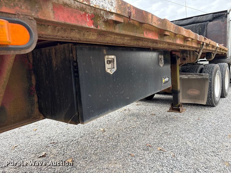 image for item DT4584 1990 Fruehauf PBA-F2S-45N flatbed trailer