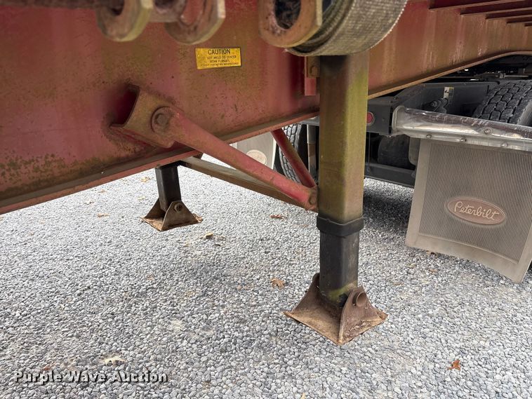 image for item DT4584 1990 Fruehauf PBA-F2S-45N flatbed trailer