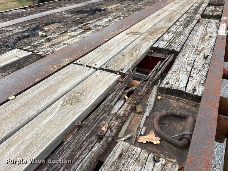 image for item DT4584 1990 Fruehauf PBA-F2S-45N flatbed trailer