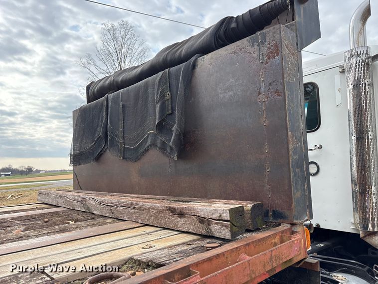 image for item DT4584 1990 Fruehauf PBA-F2S-45N flatbed trailer