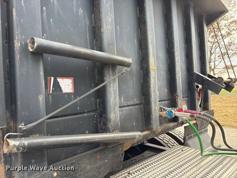 image for item DT4584 1990 Fruehauf PBA-F2S-45N flatbed trailer