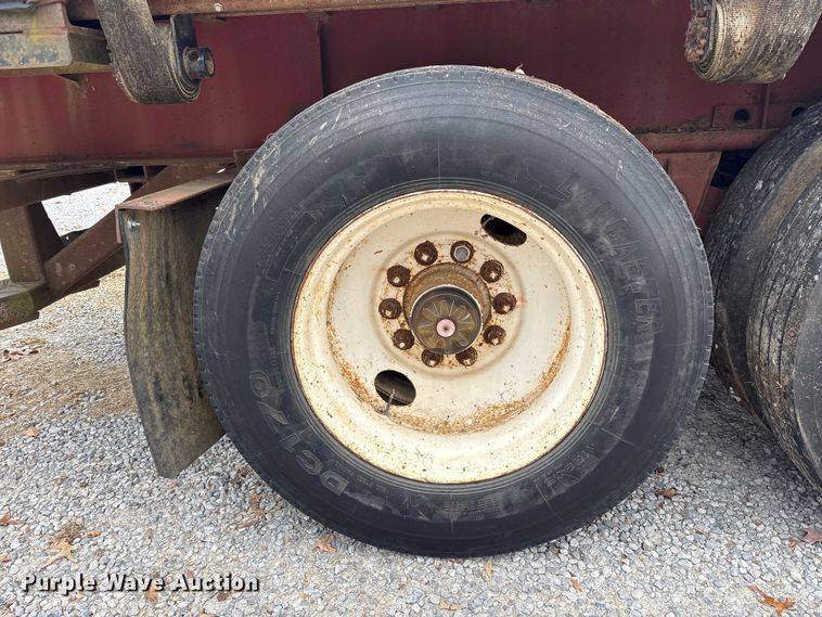 image for item DT4584 1990 Fruehauf PBA-F2S-45N flatbed trailer