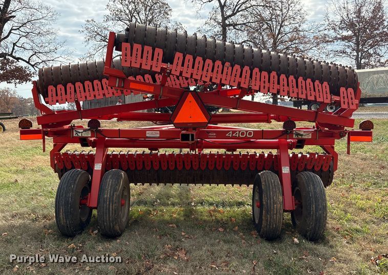 image for item DT4587 Kuhn 4400 cultipacker