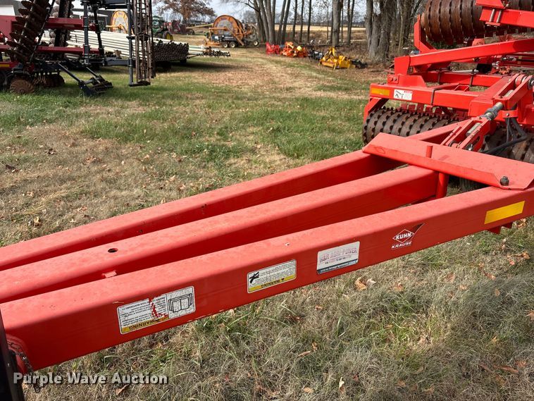 image for item DT4587 Kuhn 4400 cultipacker
