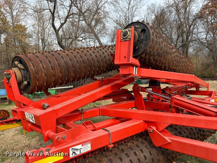 image for item DT4587 Kuhn 4400 cultipacker