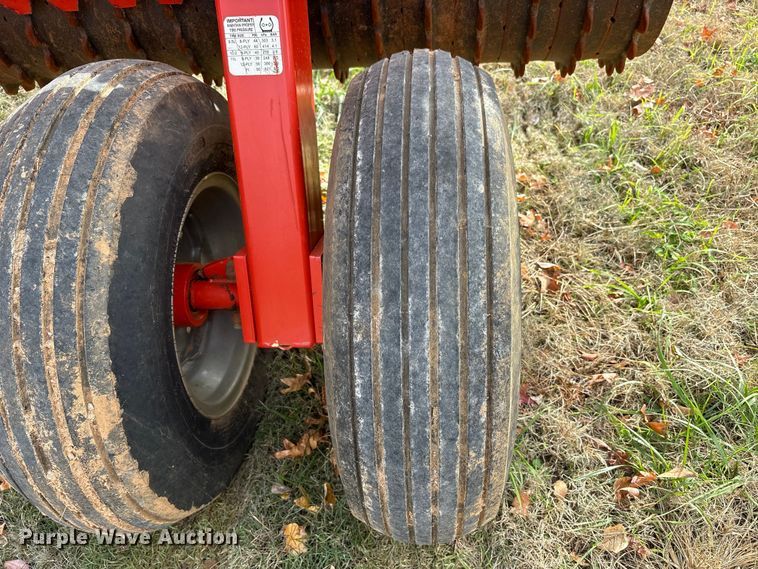 image for item DT4587 Kuhn 4400 cultipacker