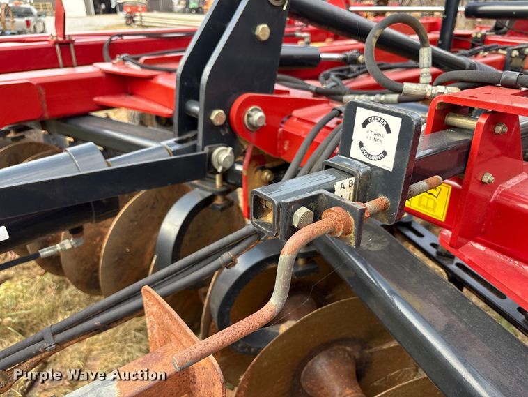 image for item DT4588 2015 Case IH 375 field cultivator