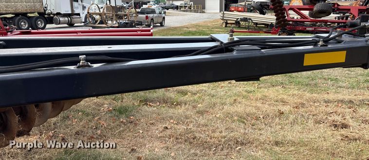 image for item DT4588 2015 Case IH 375 field cultivator