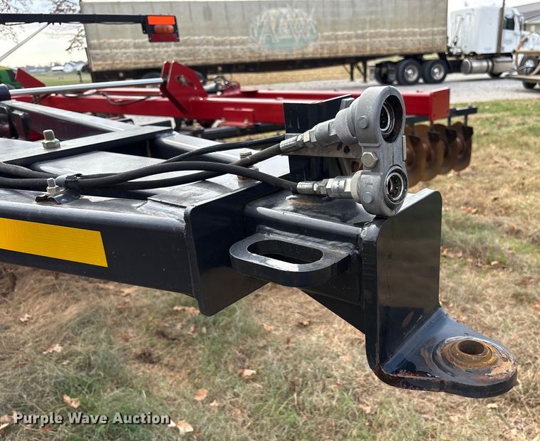 image for item DT4588 2015 Case IH 375 field cultivator