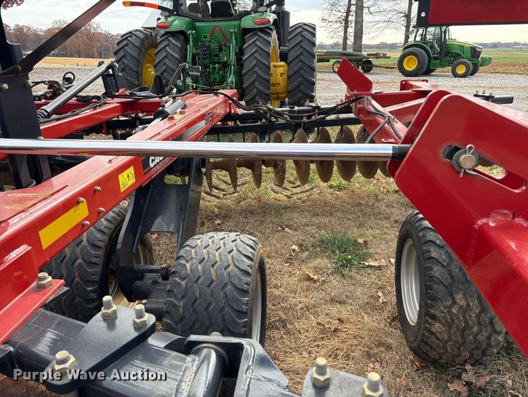 image for item DT4588 2015 Case IH 375 field cultivator