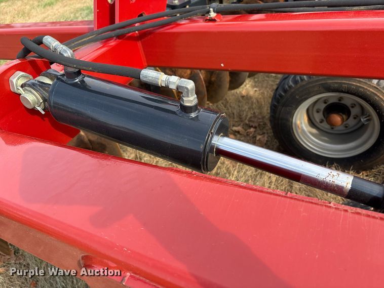 image for item DT4588 2015 Case IH 375 field cultivator
