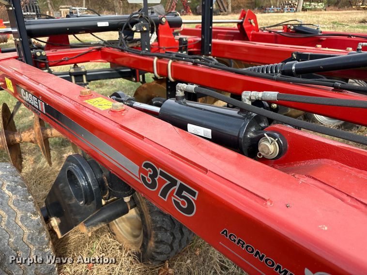 image for item DT4588 2015 Case IH 375 field cultivator