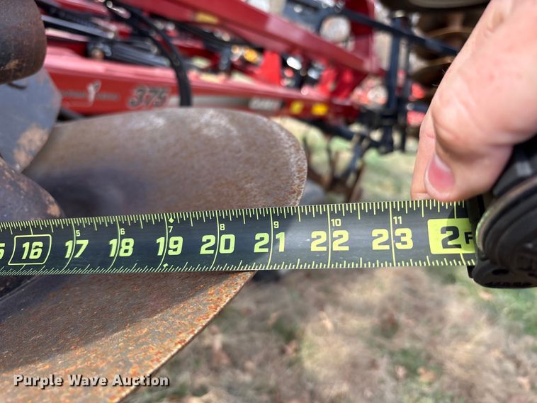 image for item DT4588 2015 Case IH 375 field cultivator
