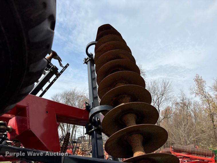 image for item DT4588 2015 Case IH 375 field cultivator