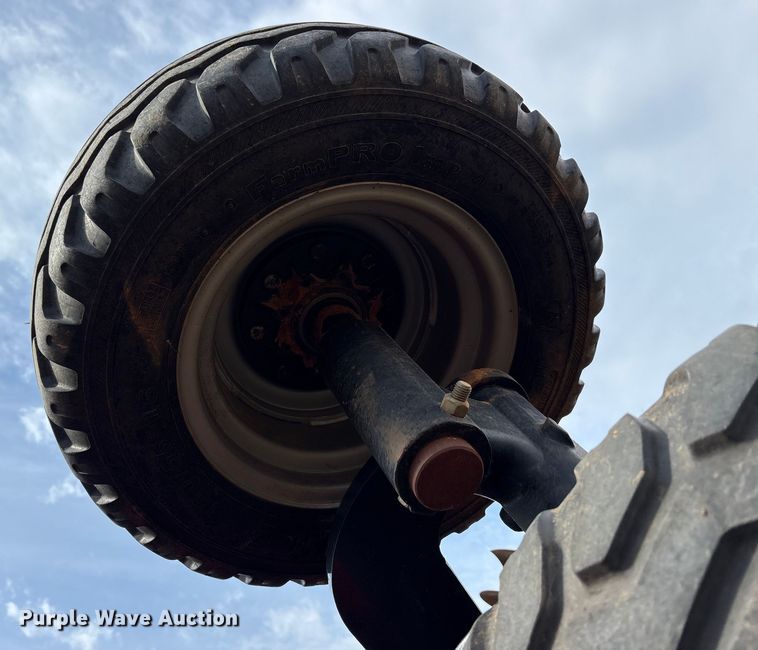 image for item DT4588 2015 Case IH 375 field cultivator