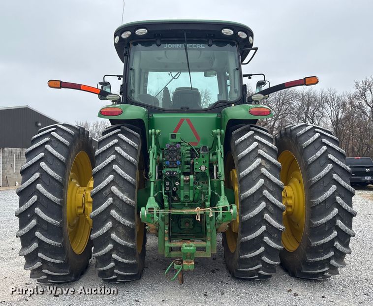 image for item DT4589 2017 John Deere 8370R MFWD tractor