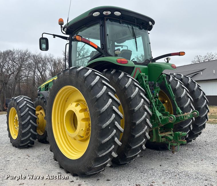 image for item DT4589 2017 John Deere 8370R MFWD tractor