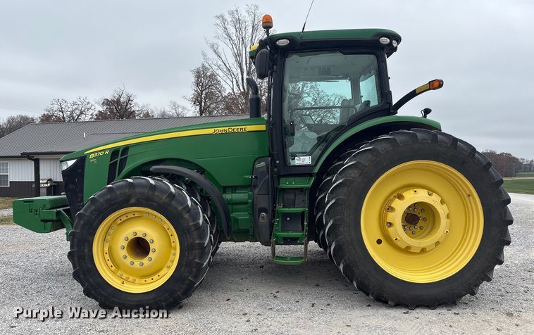 image for item DT4589 2017 John Deere 8370R MFWD tractor