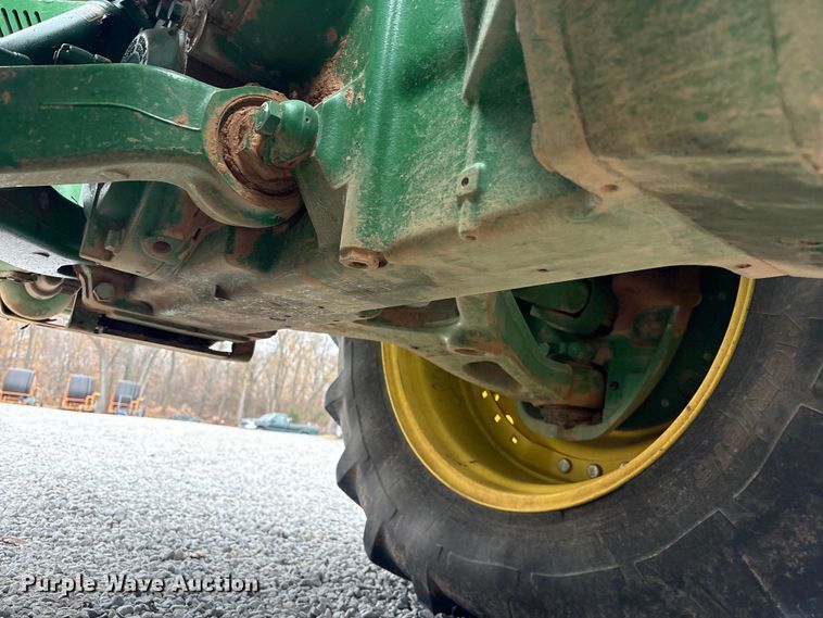 image for item DT4589 2017 John Deere 8370R MFWD tractor
