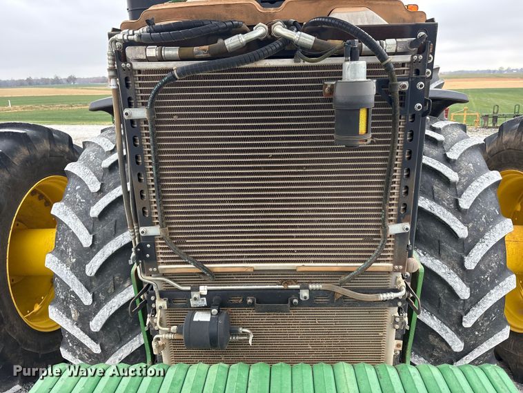 image for item DT4589 2017 John Deere 8370R MFWD tractor