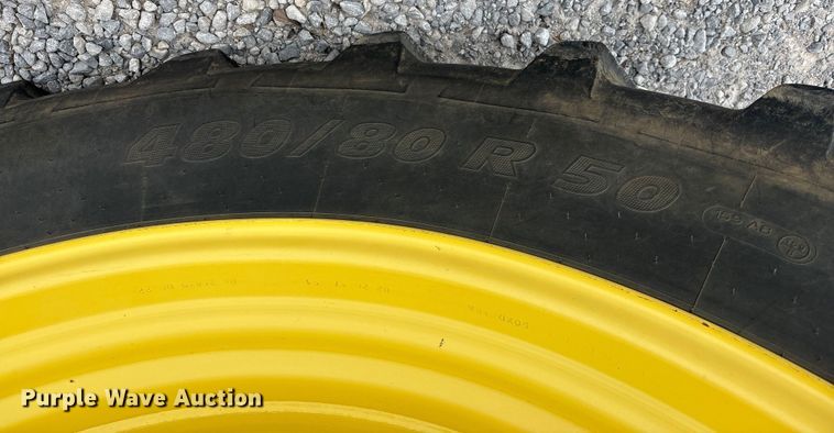 image for item DT4589 2017 John Deere 8370R MFWD tractor