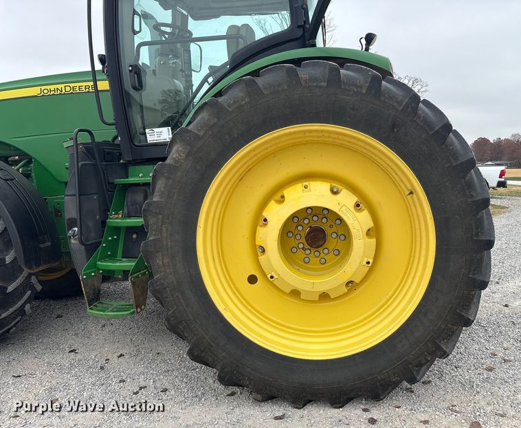 image for item DT4589 2017 John Deere 8370R MFWD tractor