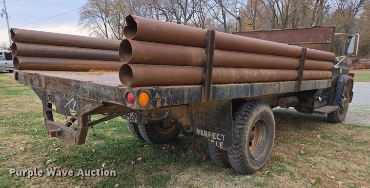 image for item DT4590 1973 Chevrolet C60 dump flatbed truck