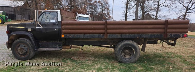 image for item DT4590 1973 Chevrolet C60 dump flatbed truck