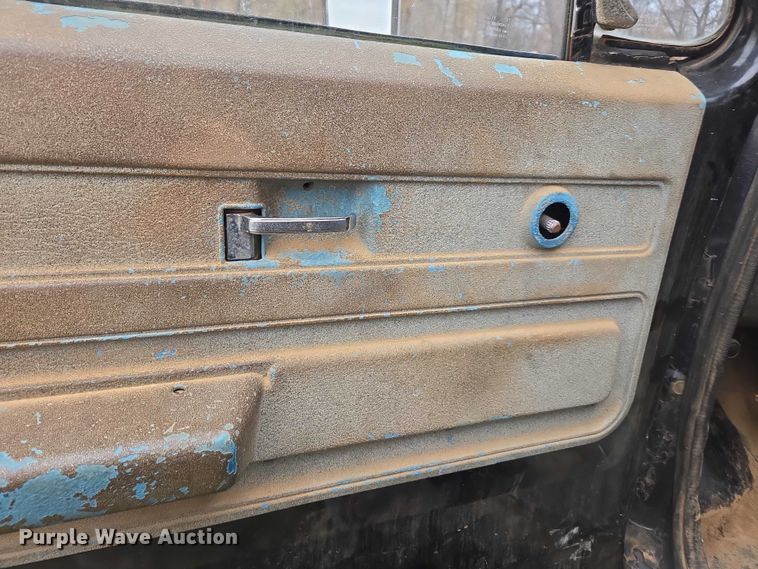 image for item DT4590 1973 Chevrolet C60 dump flatbed truck