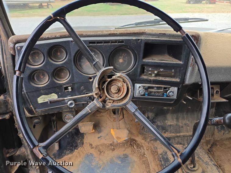 image for item DT4590 1973 Chevrolet C60 dump flatbed truck