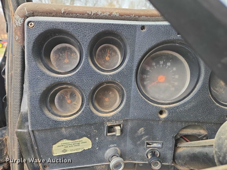 image for item DT4590 1973 Chevrolet C60 dump flatbed truck