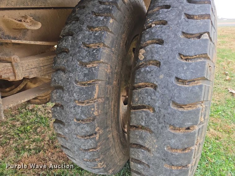 image for item DT4590 1973 Chevrolet C60 dump flatbed truck