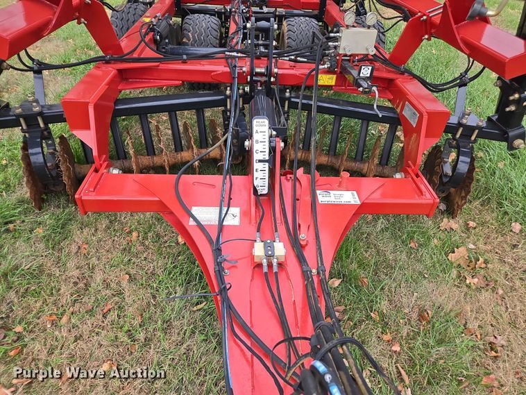 image for item DT4591 2019 Case 335VT field cultivator