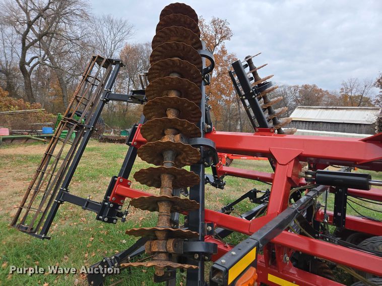 image for item DT4591 2019 Case 335VT field cultivator