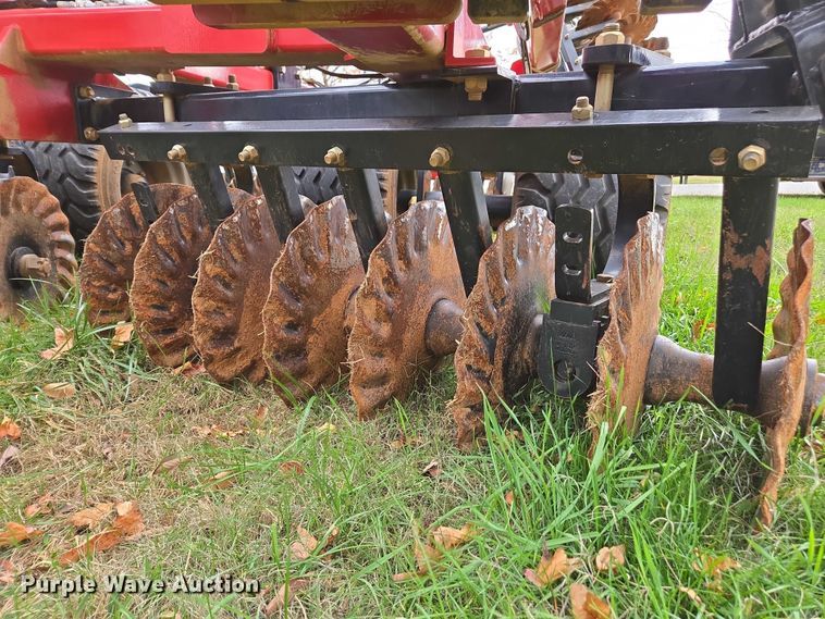 image for item DT4591 2019 Case 335VT field cultivator